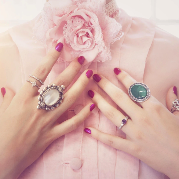 Gemini Nail Polish 14ml - nr.215 More is definitely more Kr.135
