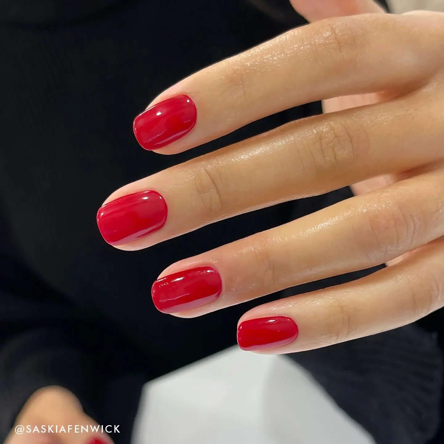 Nail Polish BG 19 - Pillar Box