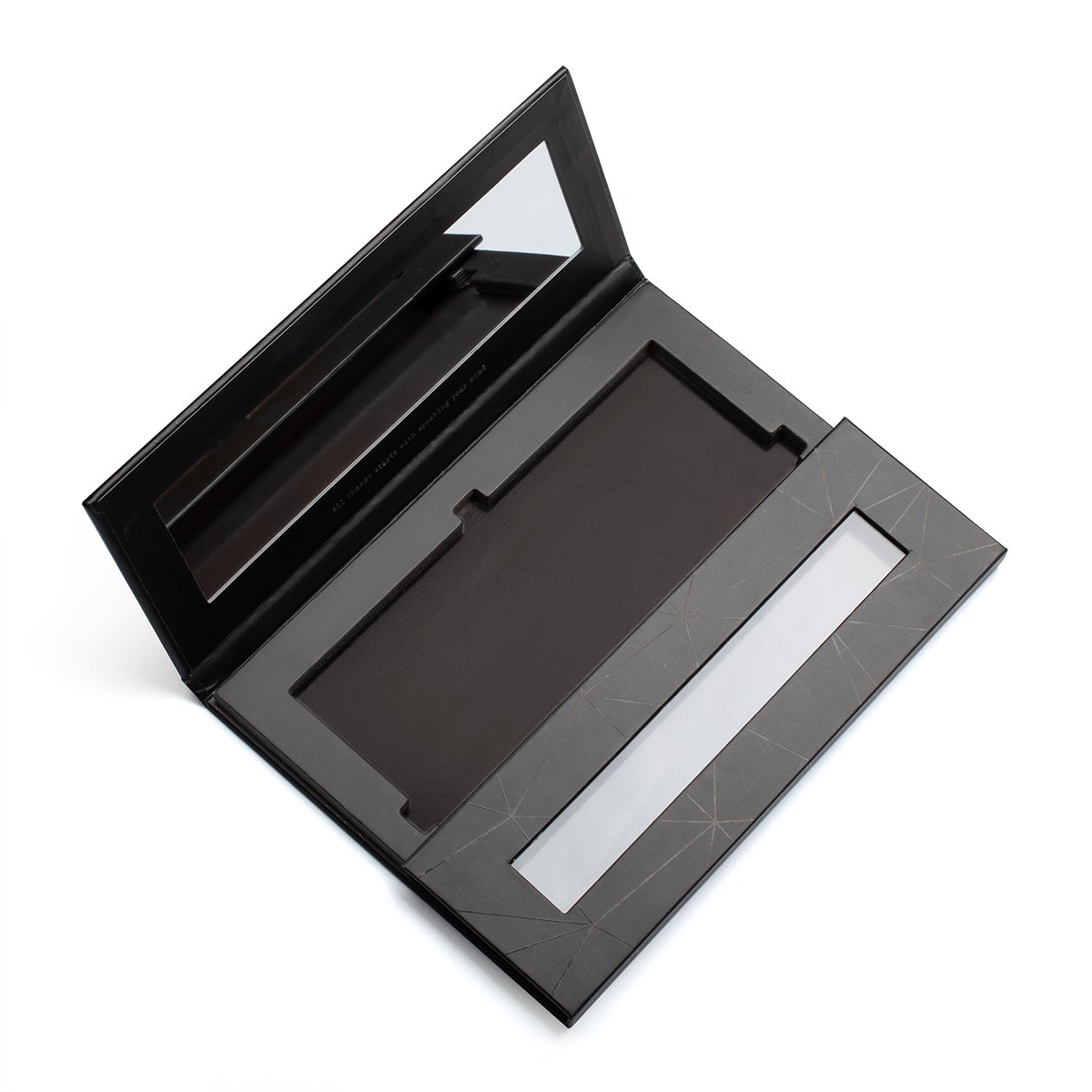Prismatic Palette - empty kr.335